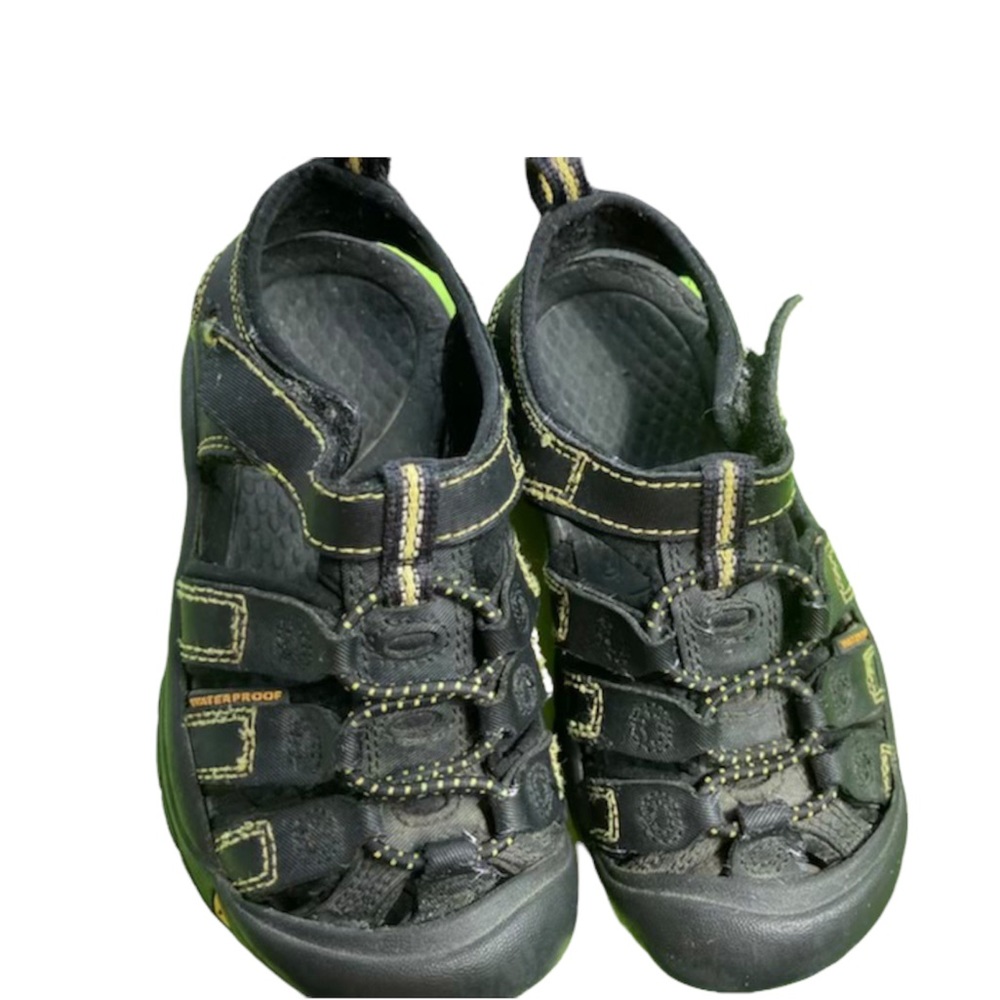 Keen sandals toddler size 11